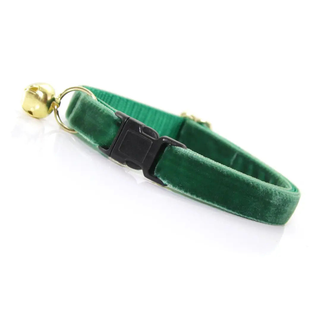 Hunter Dark Green Velvet Cat Collar