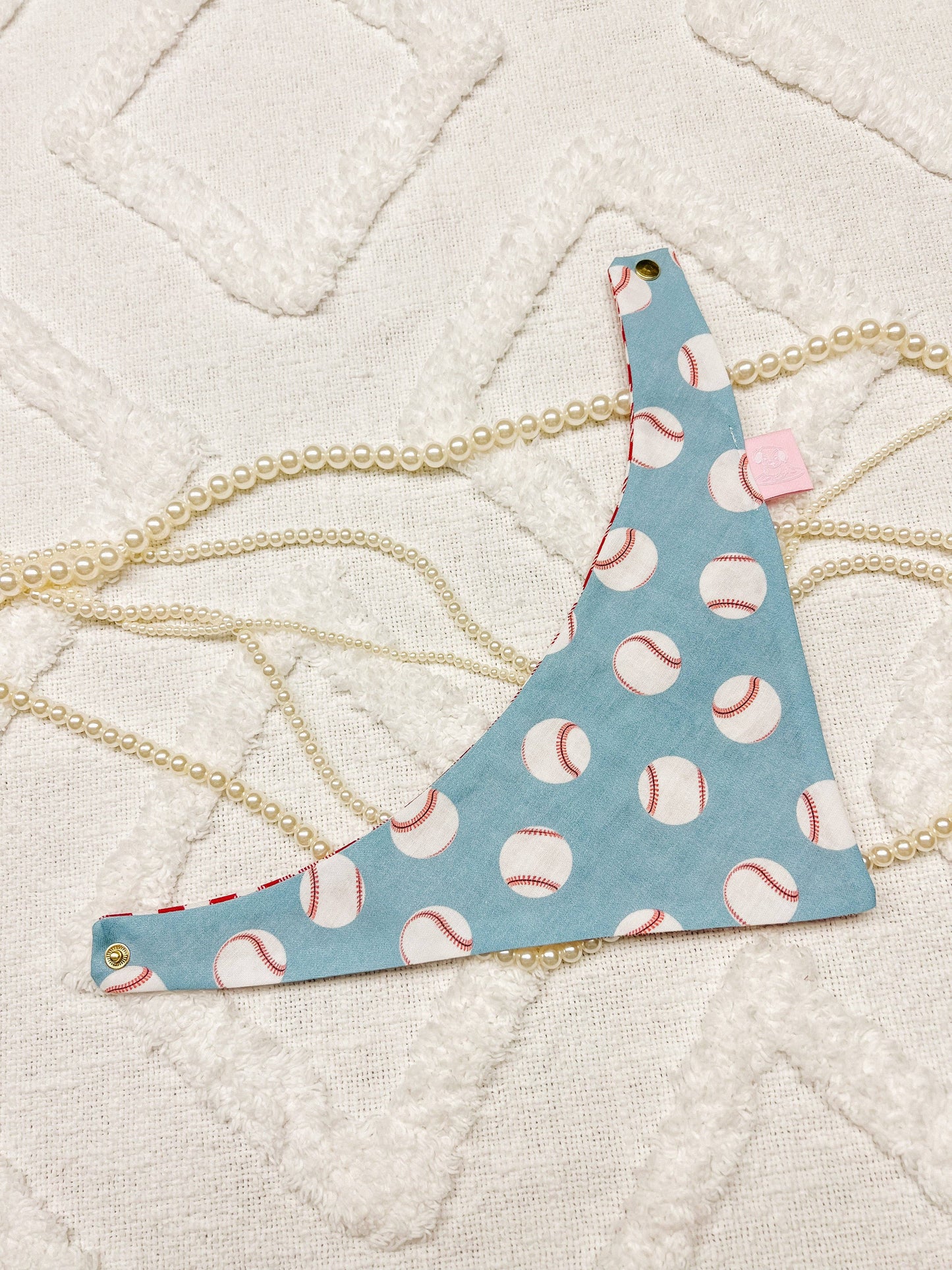 Baseball Reversible Dog Bandana – Snap-On Curved Neck Spring Scarf XL