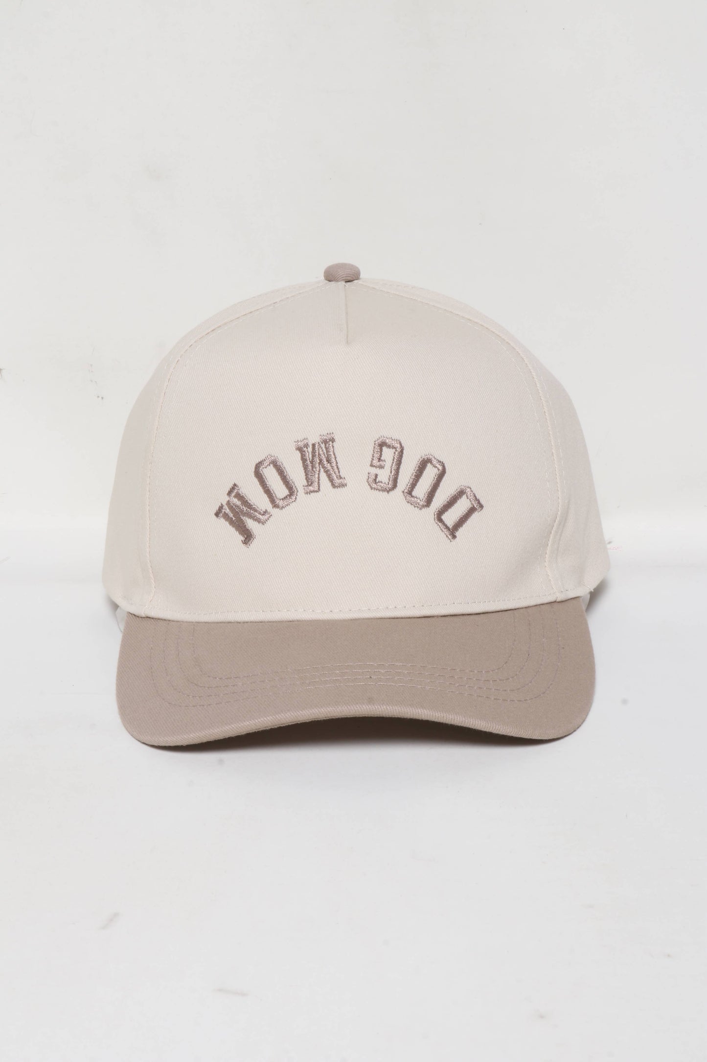 DOG MOM Upside Down embroidery in Two Tone Baseball Cap: Beige