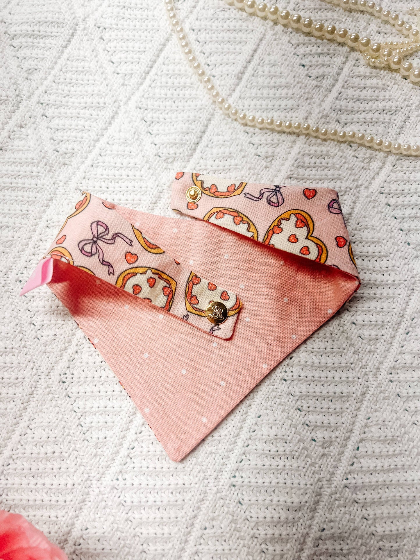 Pizza Love Reversible Dog Bandana – Snap-On Curved Neck Pet Collar M