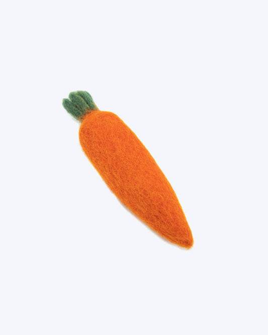 Large Wool Carrot