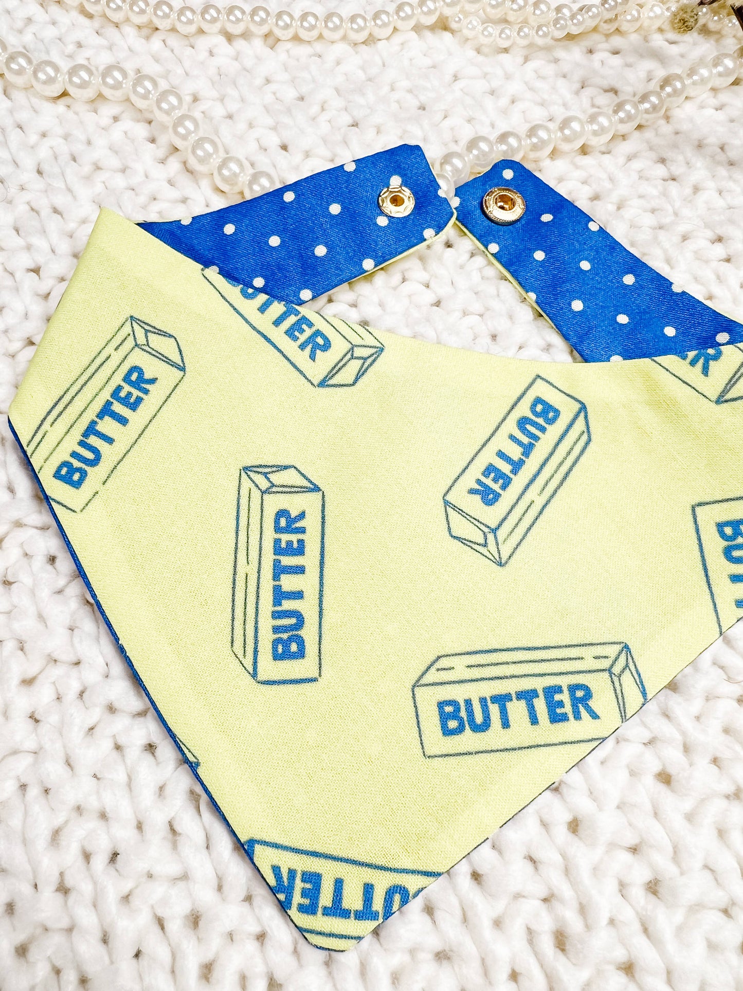 Funny Butter Snap-On Reversible Dog Bandana, Curved Neck: L