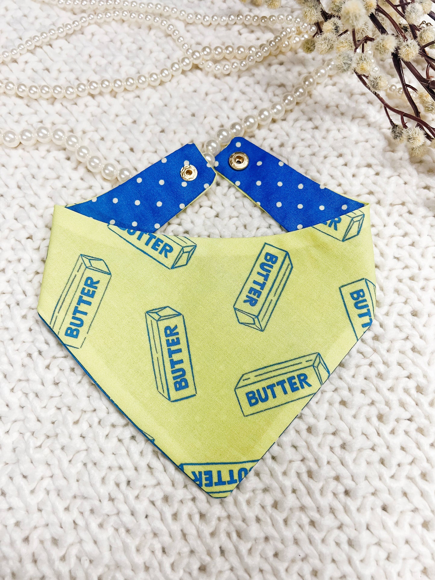 Funny Butter Snap-On Reversible Dog Bandana, Curved Neck: L