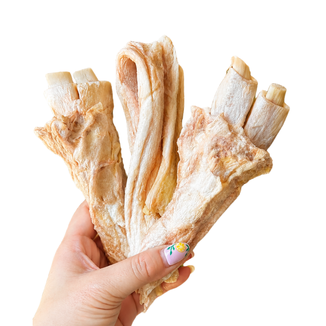 Freeze-Dried Bison Tendons: 5-6oz (around 3 tendons)