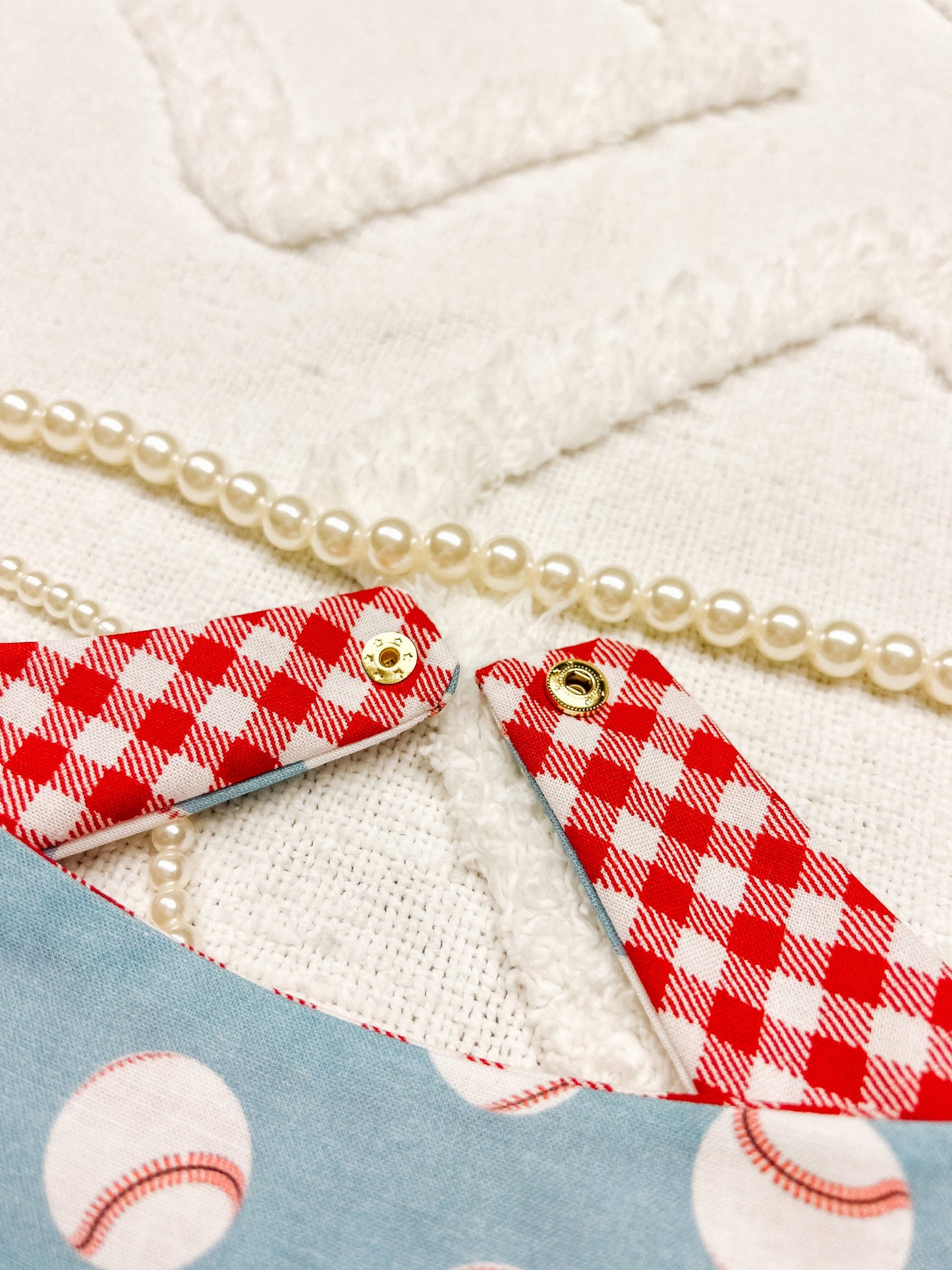 Baseball Reversible Dog Bandana – Snap-On Curved Neck Spring Scarf XL